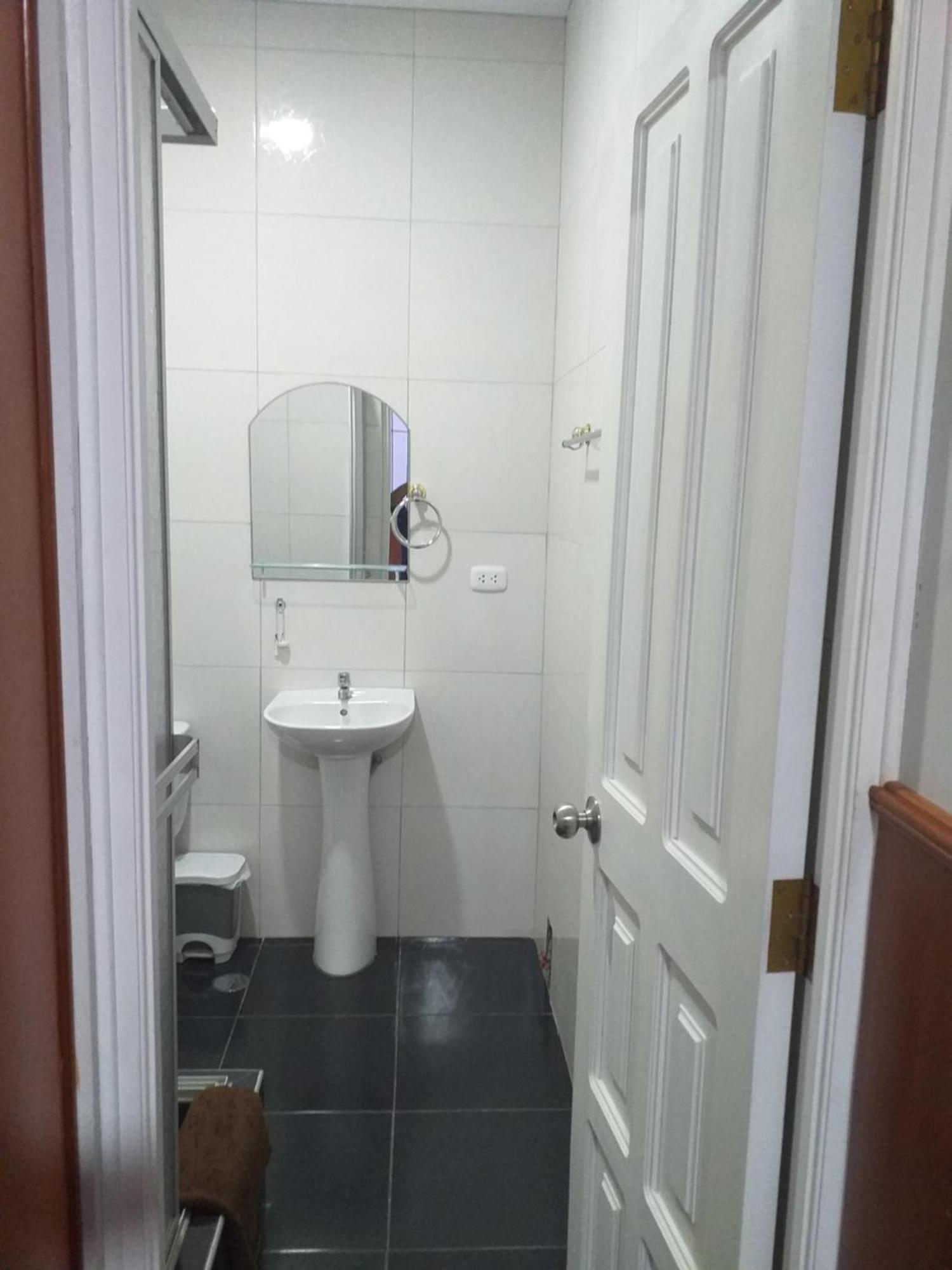 Hostal Vasco Такна Экстерьер фото